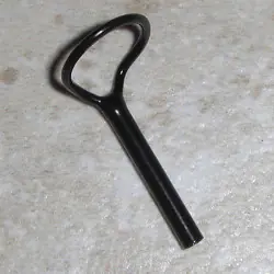 Thời đen lớn vòng bay Tip Tops