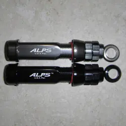 Alps Triangular  Aluminum Machined Reel Seat w/recessed hood