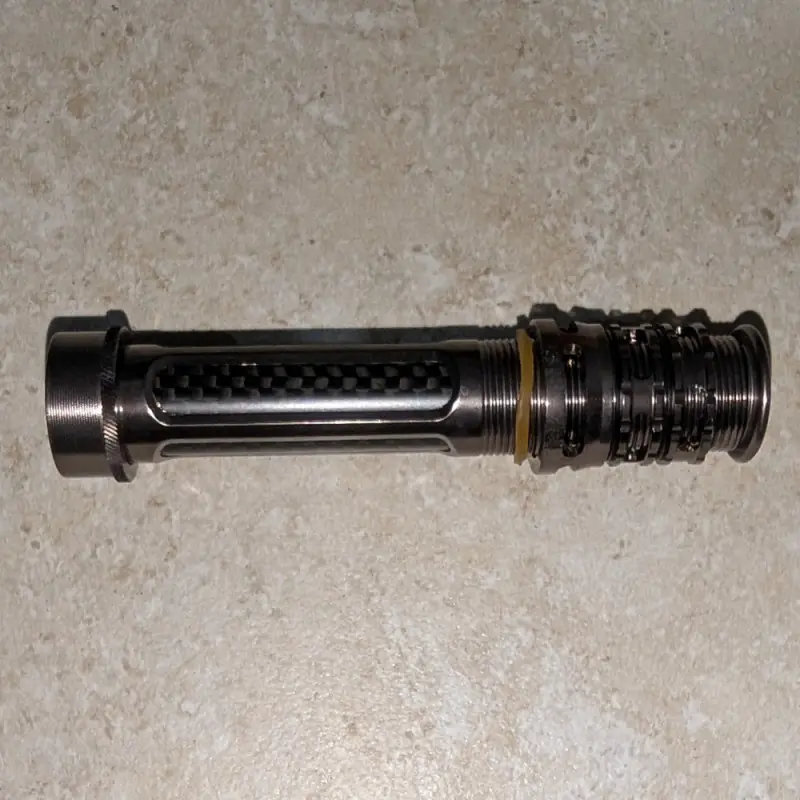 Tre sett rødmetall aluminium Fly bittet sete 3-6 WT