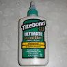 Titebond 三 8 盎司。
